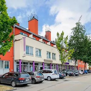 Plaza Отель