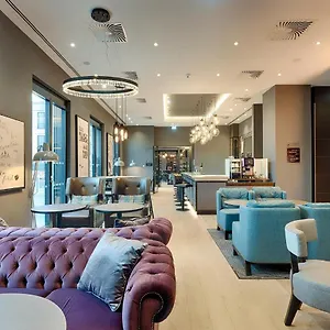 Premier Centre Отель